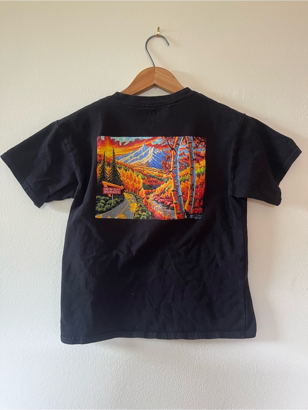 Throwback In-N-Out Graphic T-Shirt with Autumn Mountain Print